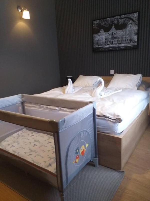 Deak Panzio Bed & Breakfast Nagykoros Eksteriør bilde