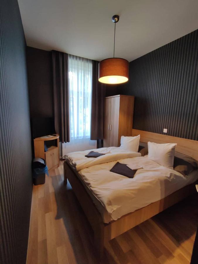 Deak Panzio Bed & Breakfast Nagykoros Eksteriør bilde